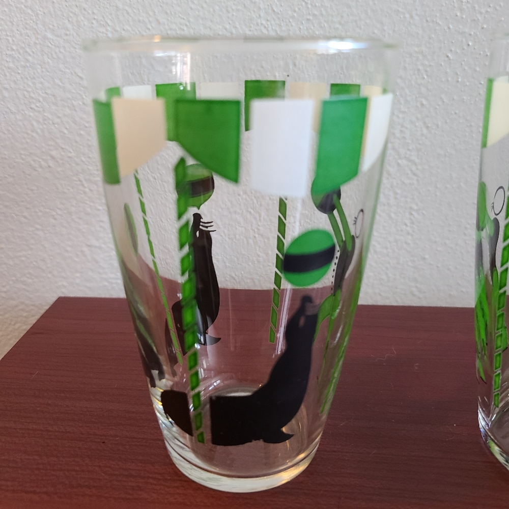 Libbey Glassware Vintage 1946 8 Ring Circus Glass Tumblers Green Seals & Trainer - Picture 3 of 8